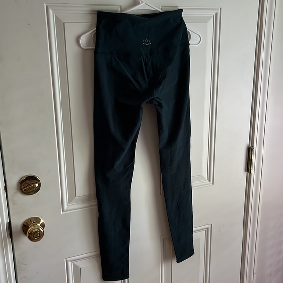 EUC Beyond Yoga Spacedye Caught In the Midi HW Legging - Picture 6 of 10